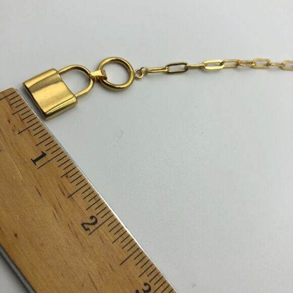 18K Gold Plated Stainless Steel "Lock" Chunky Necklace Waterproof Hypoal… - Picture 9 of 10